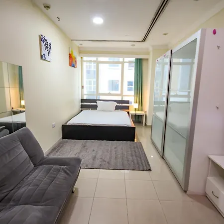 Spacious Rooms For Girls In Marina Dubai فتيات فقط Екстер'єр фото