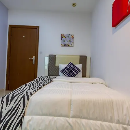 Spacious Rooms For Girls In Marina Dubai فتيات فقط Екстер'єр фото