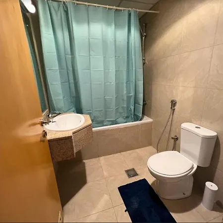Spacious Rooms For Girls In Marina Dubai فتيات فقط Екстер'єр фото