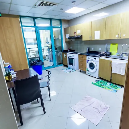 Spacious Rooms For Girls In Marina Dubai فتيات فقط Екстер'єр фото