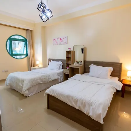 Spacious Rooms For Girls In Marina Dubai فتيات فقط Екстер'єр фото