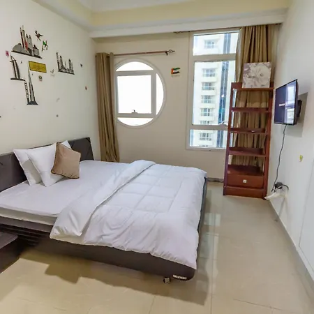 Spacious Rooms For Girls In Marina Dubai فتيات فقط Екстер'єр фото