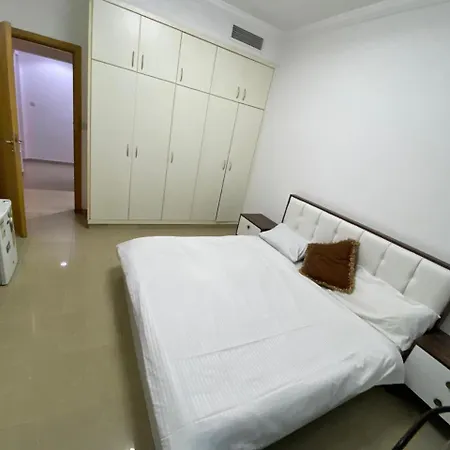Spacious Rooms For Girls In Marina Dubai فتيات فقط Екстер'єр фото