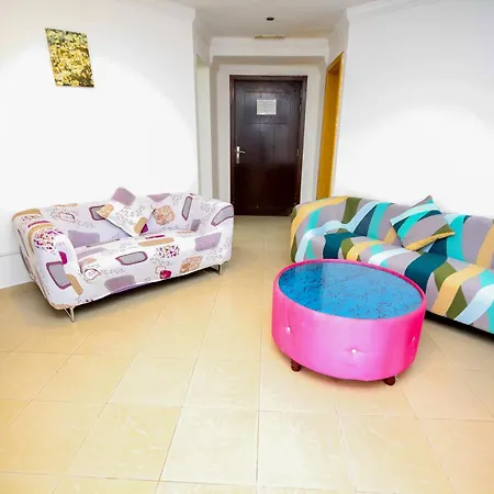 Spacious Rooms For Girls In Marina Dubai فتيات فقط Екстер'єр фото