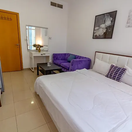 Spacious Rooms For Girls In Marina Dubai فتيات فقط Екстер'єр фото
