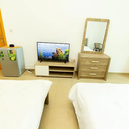 Spacious Rooms For Girls In Marina Dubai فتيات فقط Екстер'єр фото