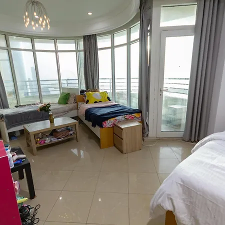Spacious Rooms For Girls In Marina Dubai فتيات فقط Екстер'єр фото