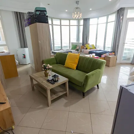Spacious Rooms For Girls In Marina Dubai فتيات فقط Екстер'єр фото