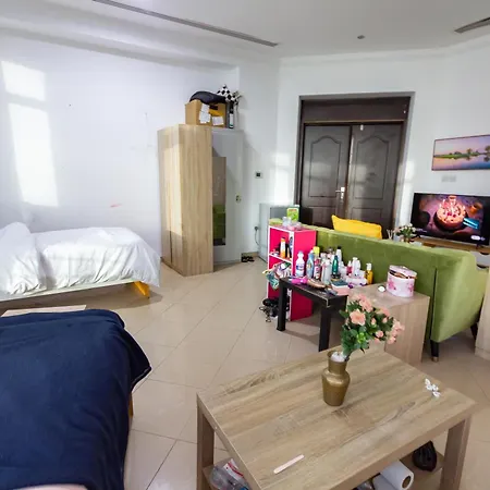 Spacious Rooms For Girls In Marina Dubai فتيات فقط Екстер'єр фото