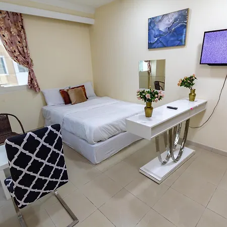 Spacious Rooms For Girls In Marina Dubai فتيات فقط Екстер'єр фото