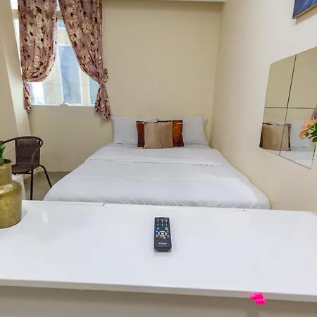 Spacious Rooms For Girls In Marina Dubai فتيات فقط Екстер'єр фото