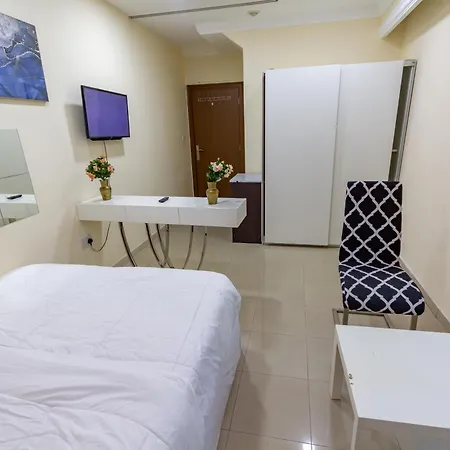 Spacious Rooms For Girls In Marina Dubai فتيات فقط Екстер'єр фото