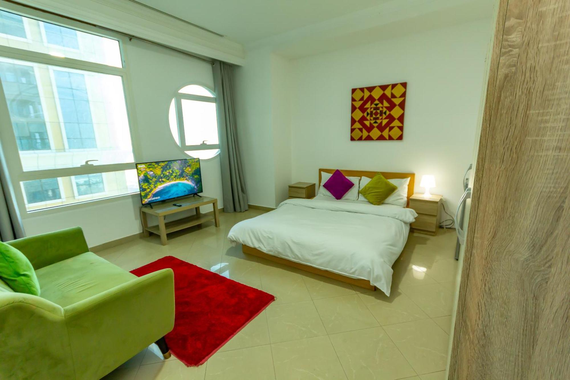 Spacious For Girls In Marina فتيات فقط Appartamento *