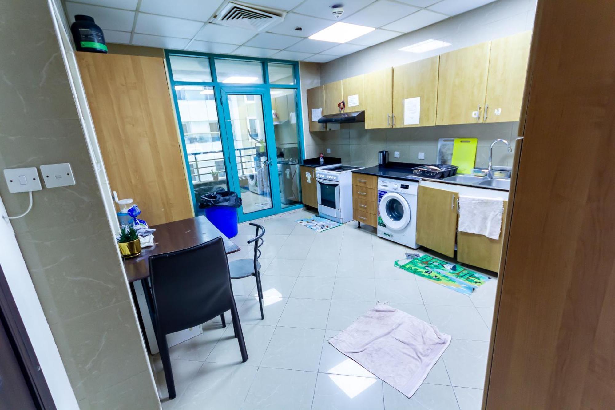 Spacious For Girls In Marina فتيات فقط Appartamento