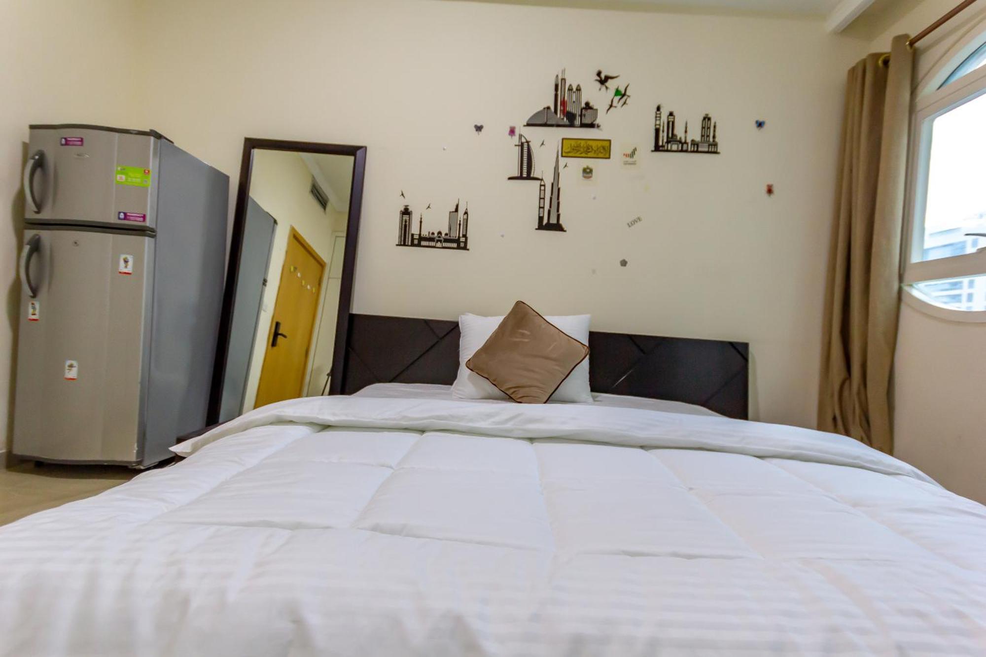 Appartamento Spacious For Girls In Marina فتيات فقط *