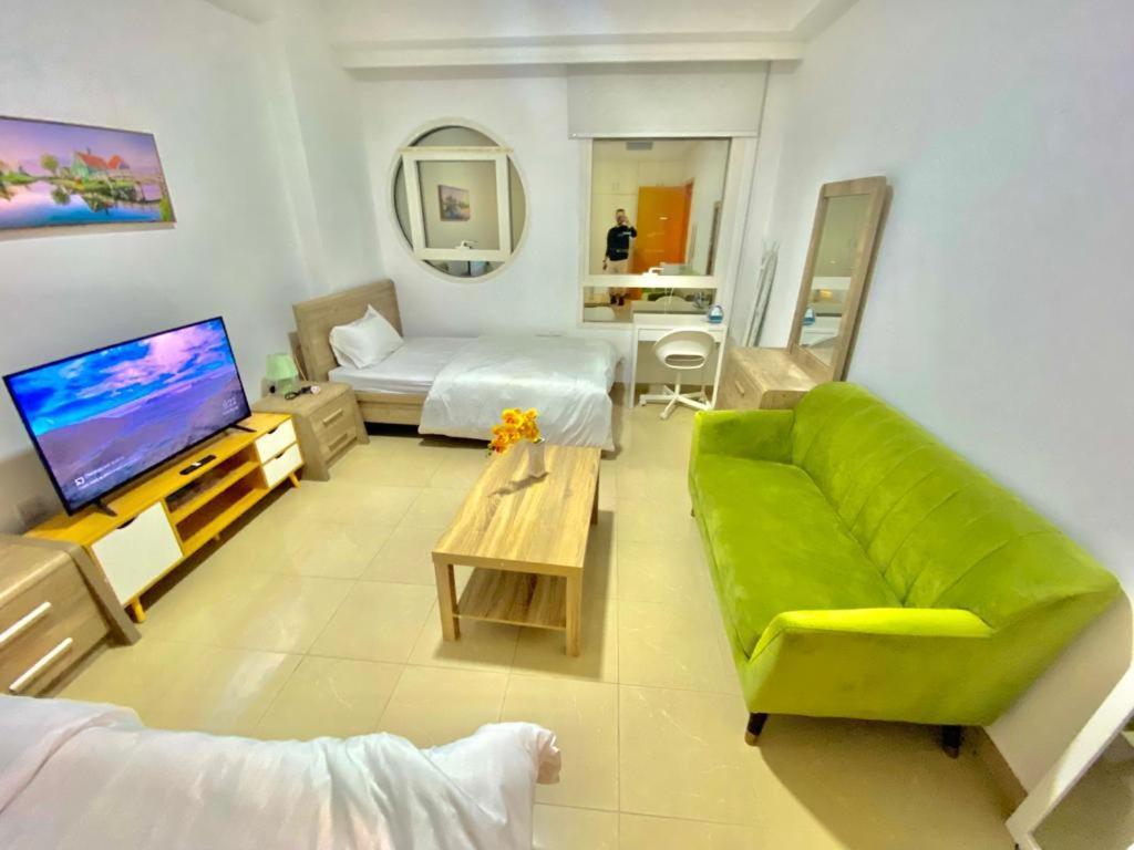 Spacious For Girls In Marina فتيات فقط Appartamento Dubai
