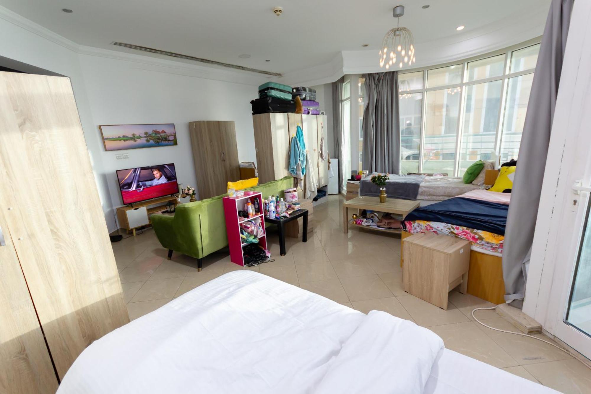 Appartamento Spacious For Girls In Marina فتيات فقط *