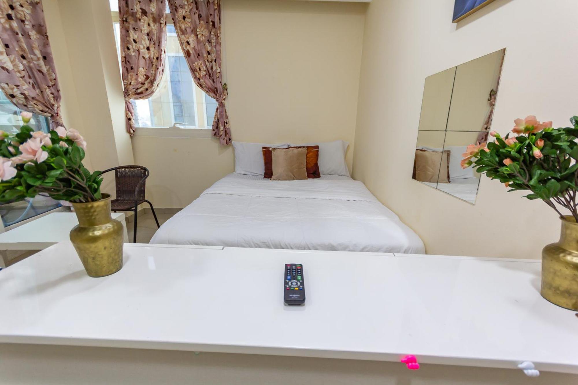 Appartamento Spacious For Girls In Marina فتيات فقط *